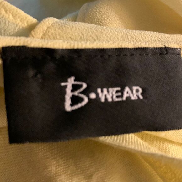 B Wear Yellow Blouse‎ - Picture 5 of 9
